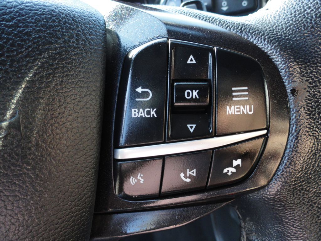 2020 Ford Explorer Image 22