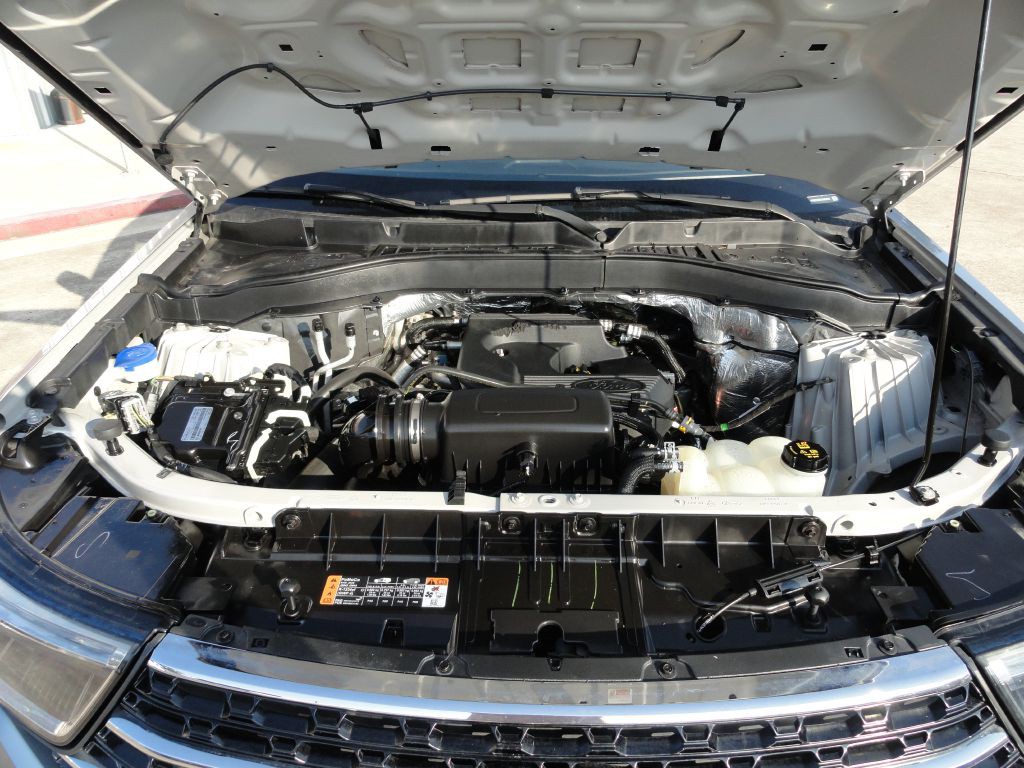 2020 Ford Explorer Image 32
