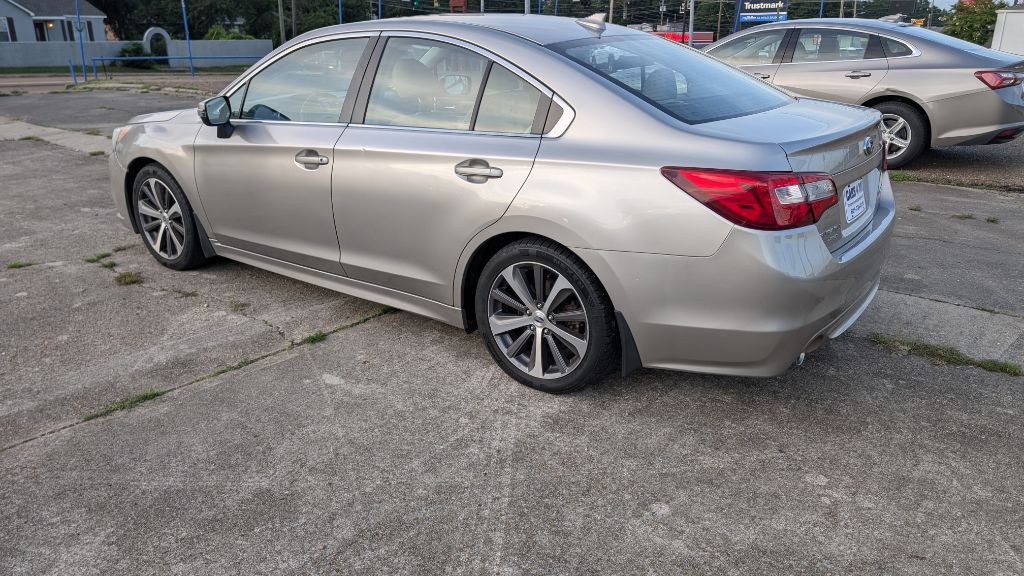 2016 Subaru Legacy Image 3