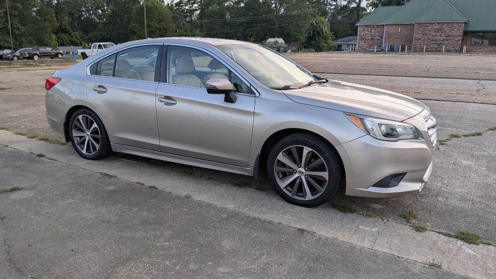 2016 Subaru Legacy Image 10