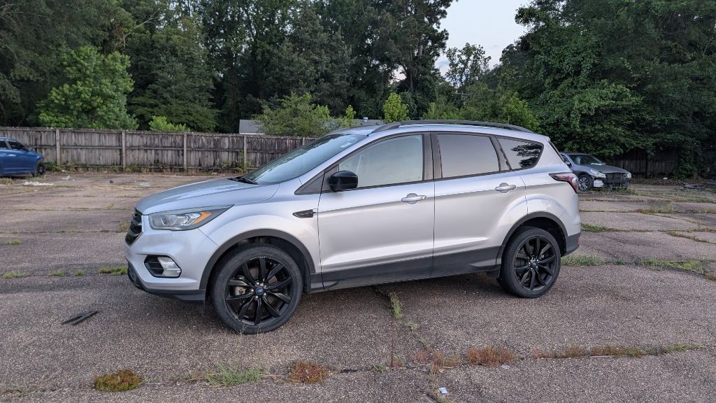 2018 Ford Escape Image 1