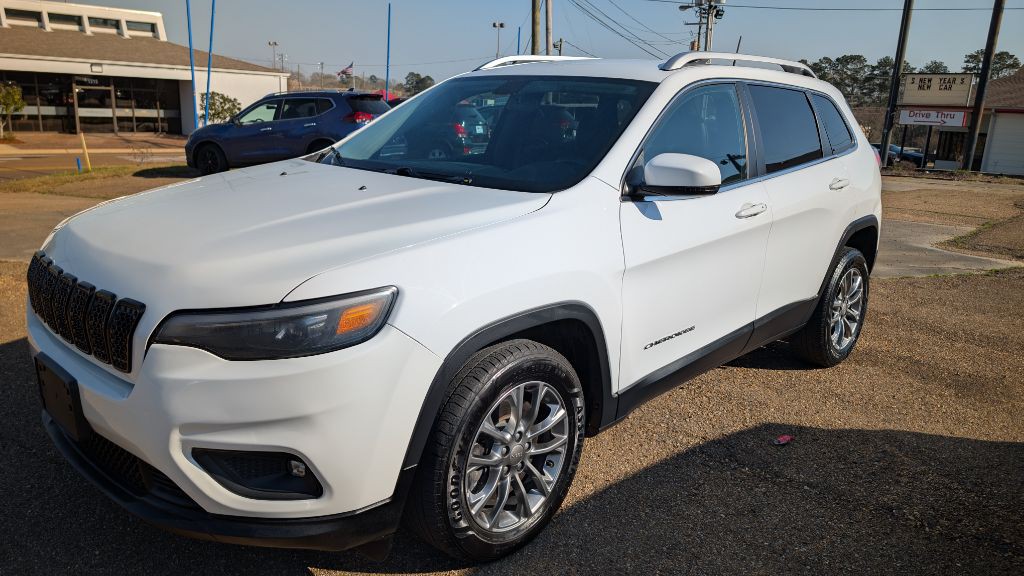 2019 Jeep Cherokee Image 1