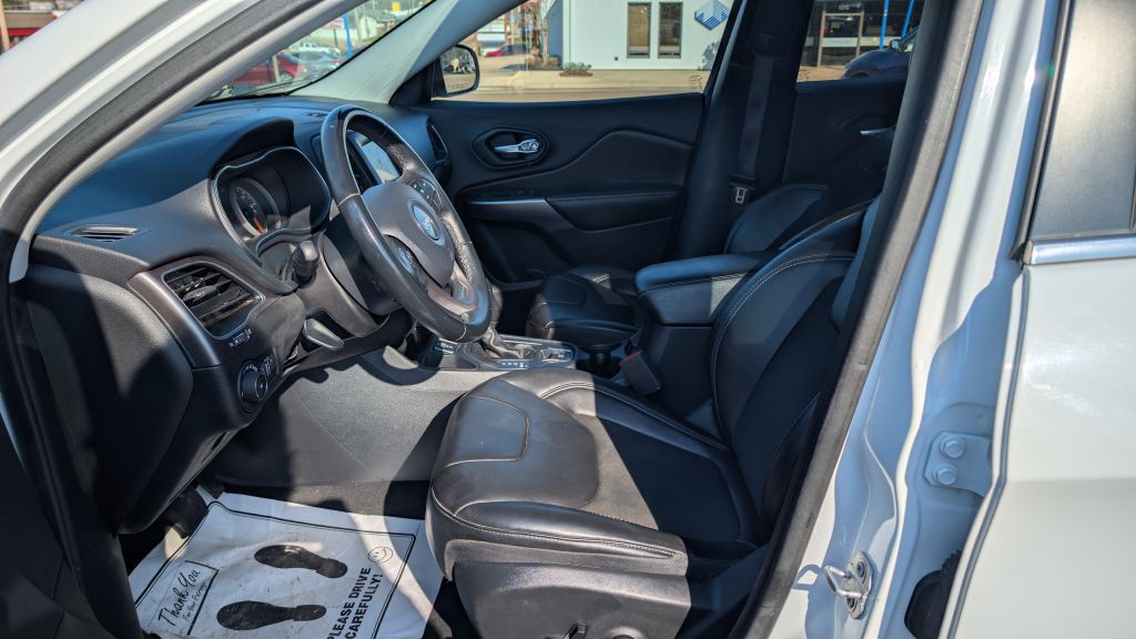 2019 Jeep Cherokee Image 9