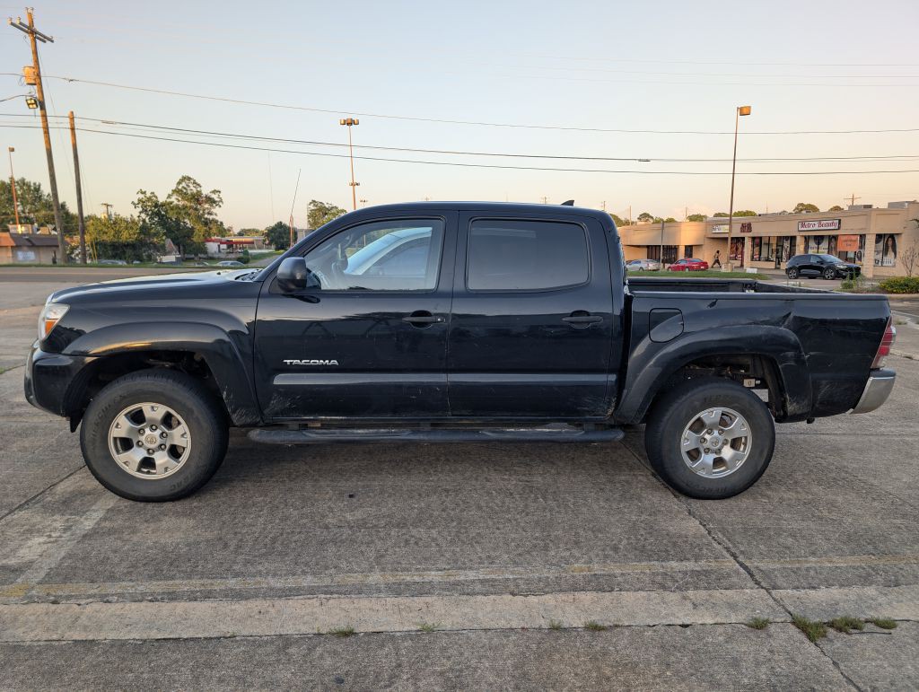 2015 Toyota Tacoma Image 12