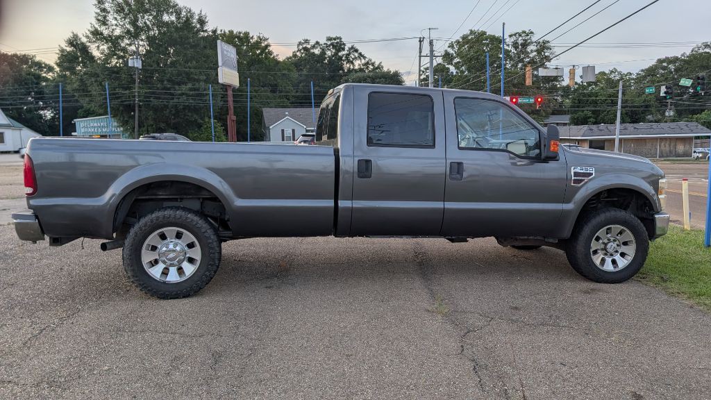 2008 Ford F-250 Image 2