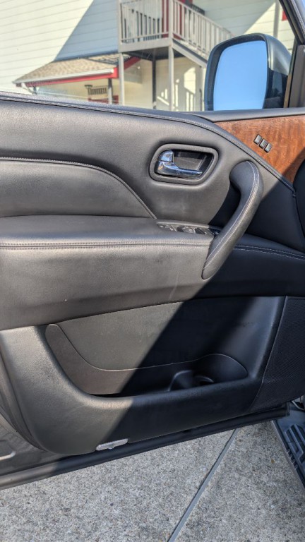 2018 INFINITI QX80 Image 41