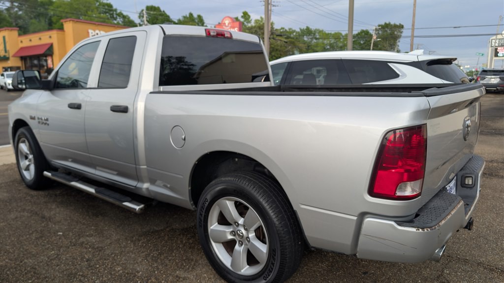 2013 RAM 1500 Image 9