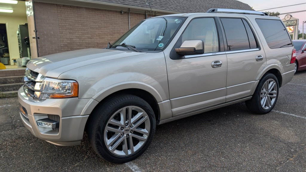 2017 Ford Expedition Image 8