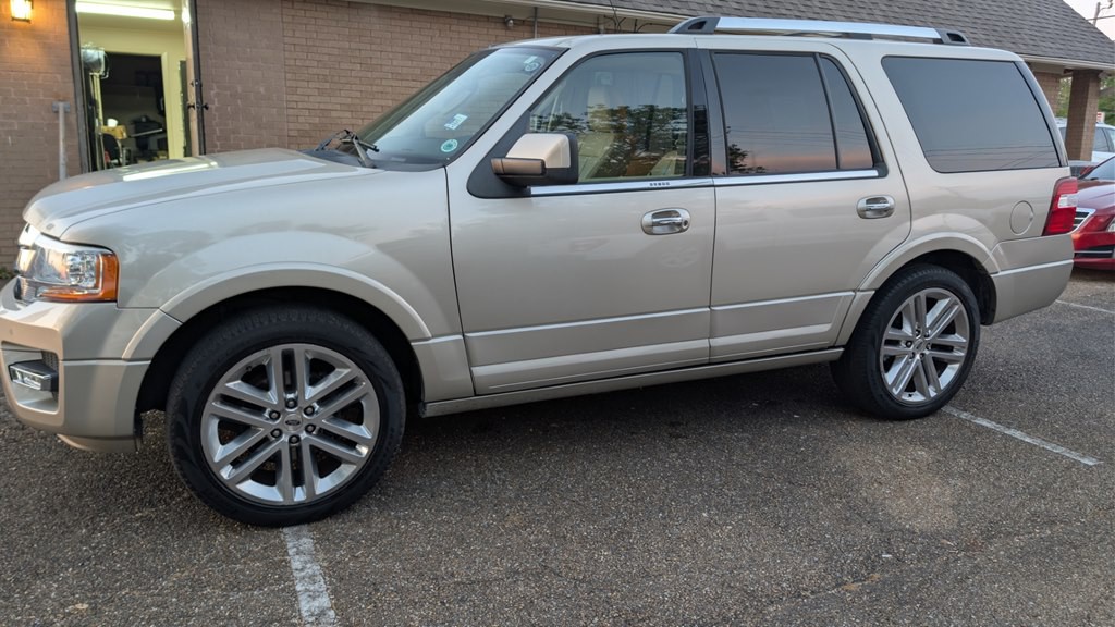 2017 Ford Expedition Image 10