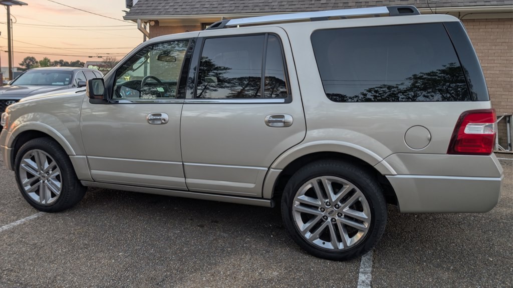 2017 Ford Expedition Image 13