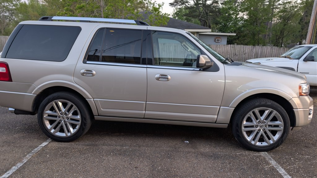 2017 Ford Expedition Image 28