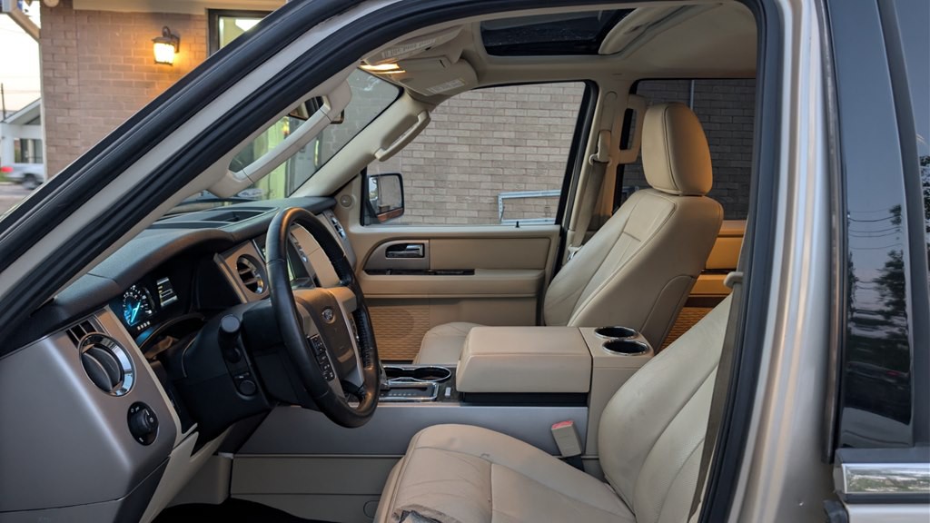 2017 Ford Expedition Image 38
