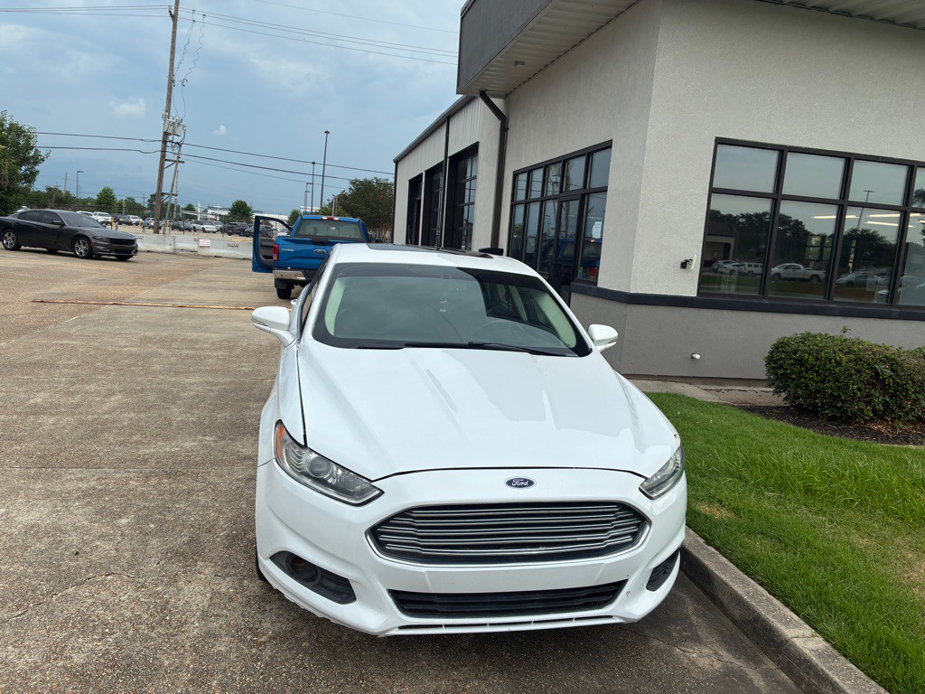 2014 Ford Fusion Image 2
