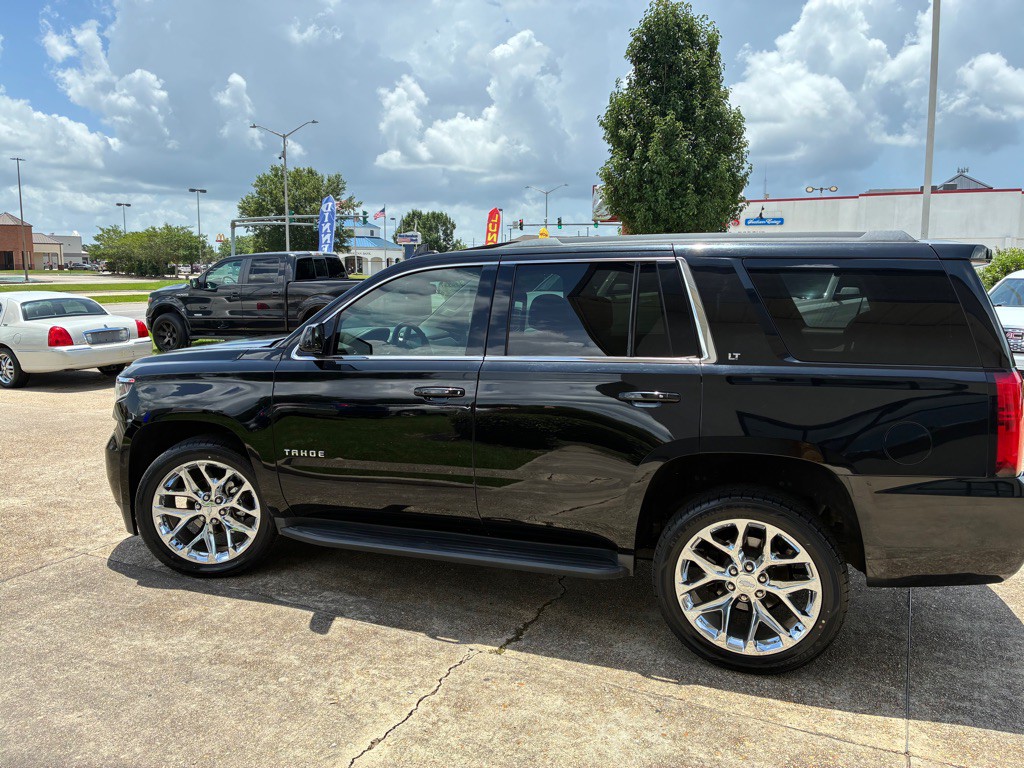 2017 Chevrolet Tahoe Image 8