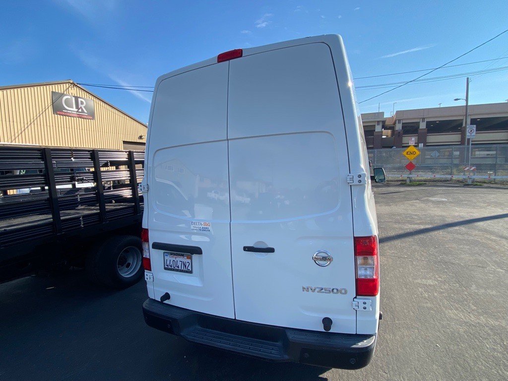2018 Nissan NV Image 12