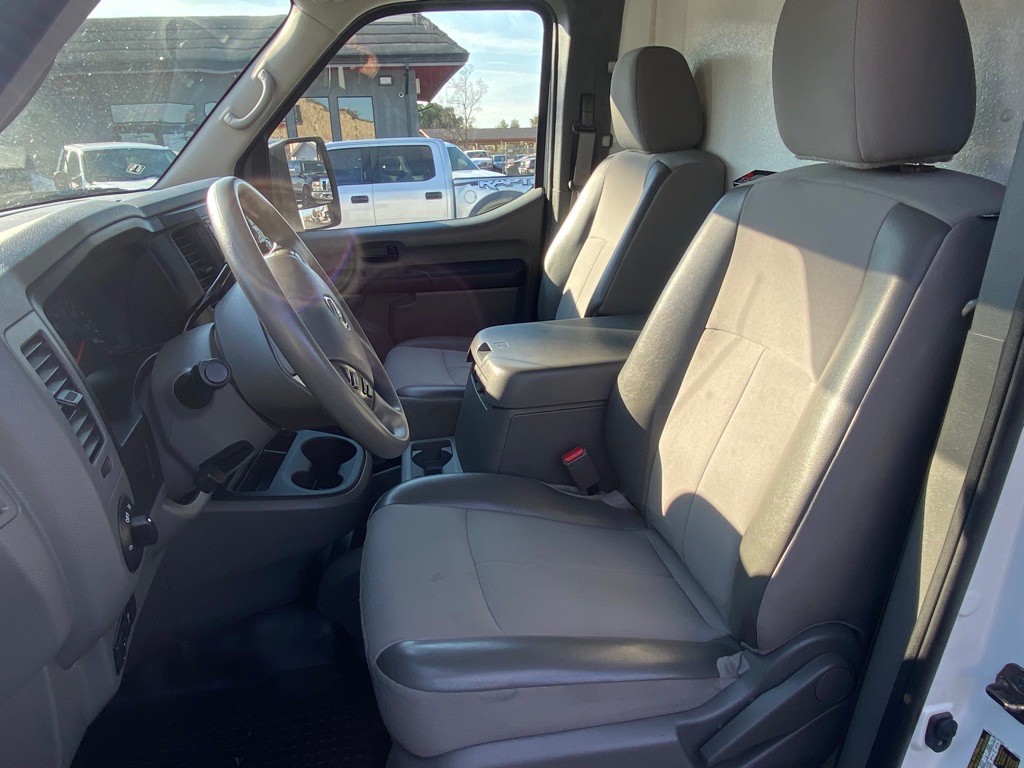2018 Nissan NV Image 14