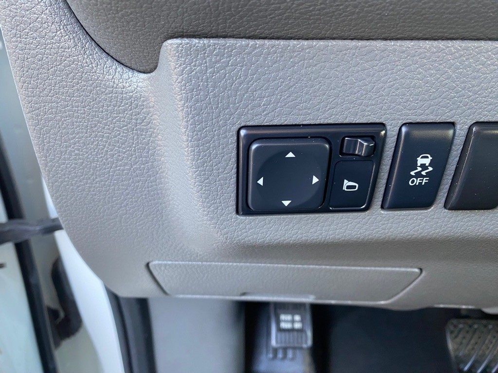 2018 Nissan NV Image 21