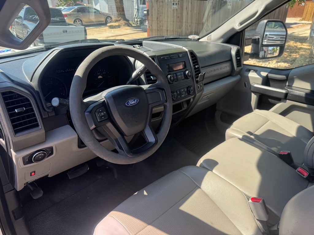 2017 Ford F-350 Image 10