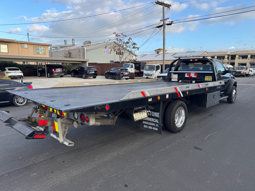 2018 RAM 5500 Image 5