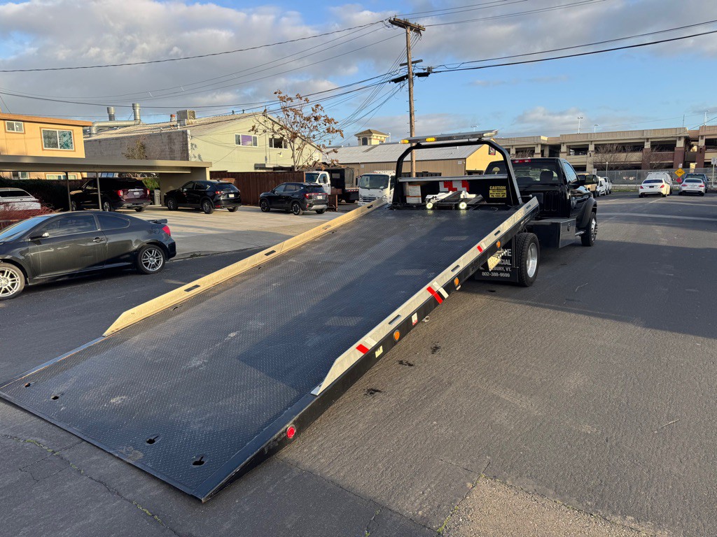 2018 RAM 5500 Image 14
