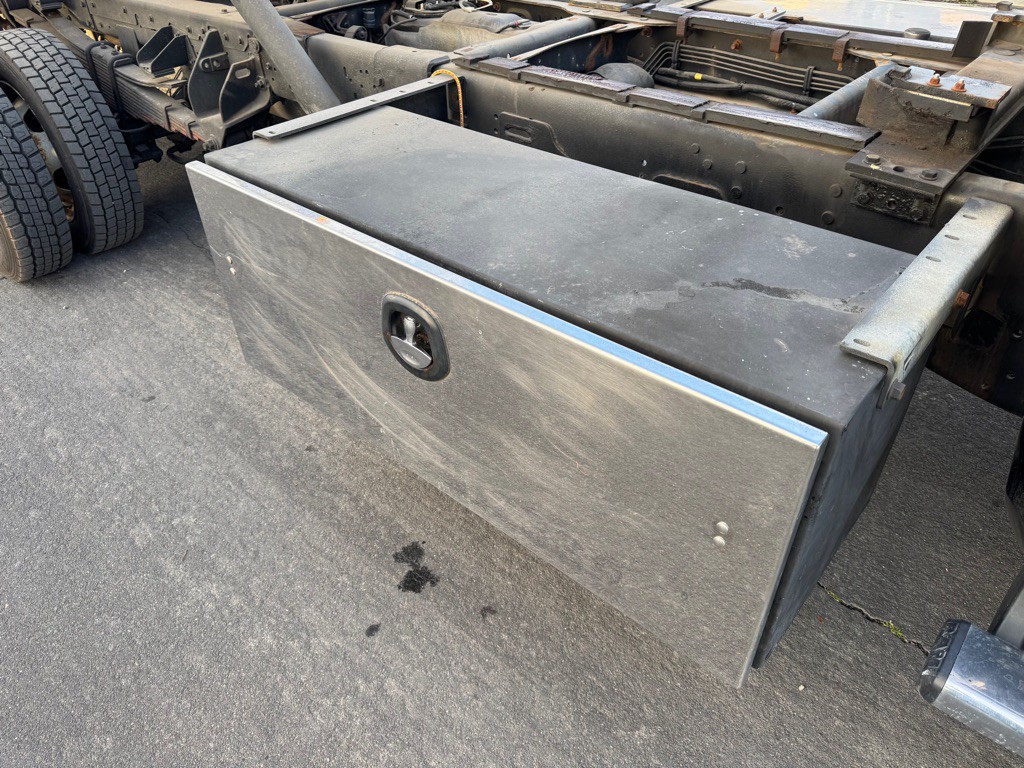 2018 RAM 5500 Image 17