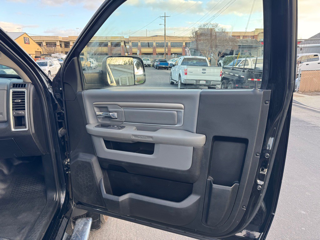 2018 RAM 5500 Image 21