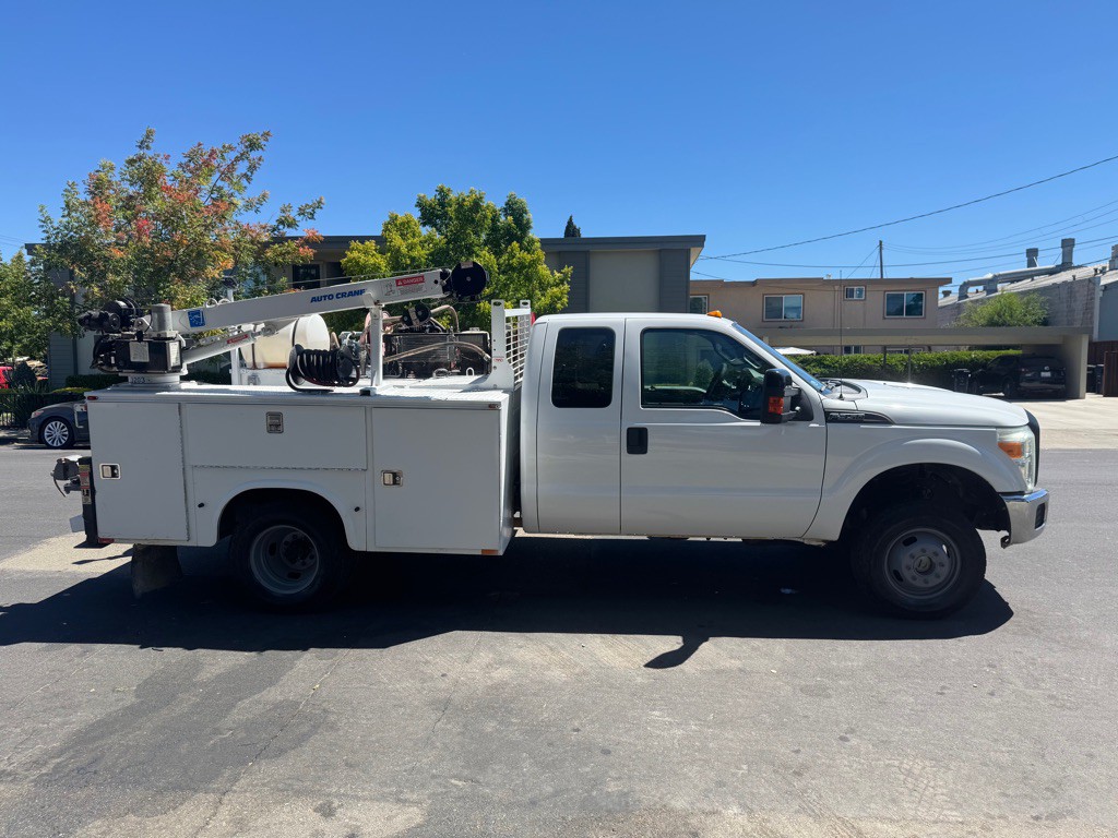 2015 Ford F-350 Image 7