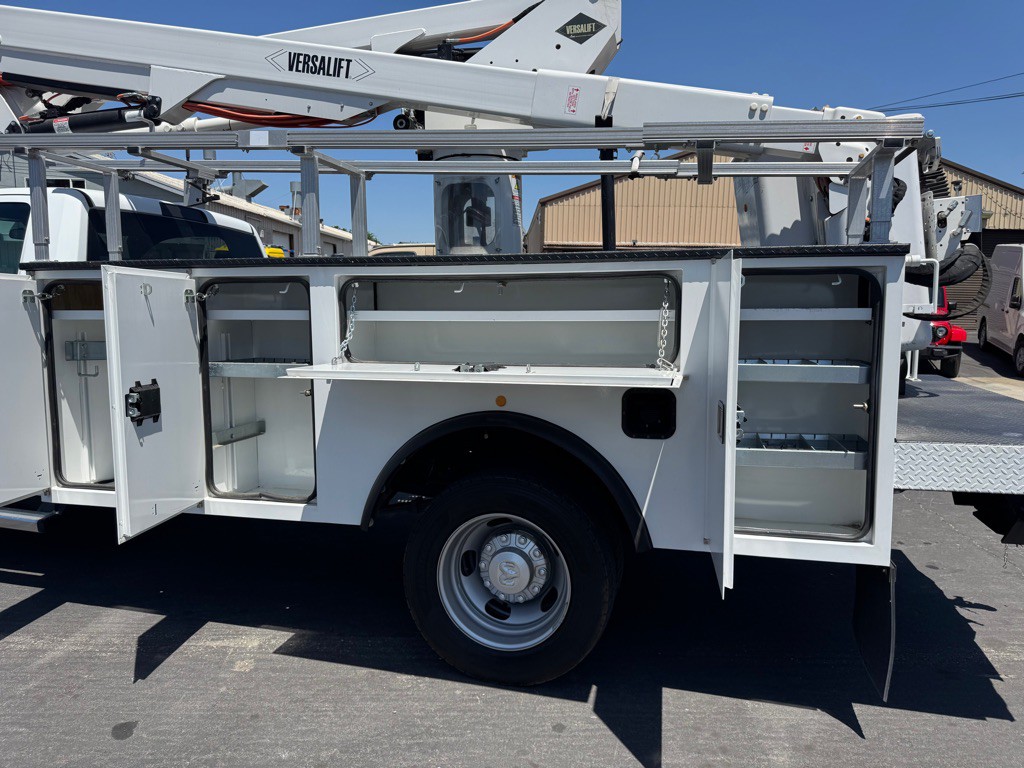 2022 RAM 5500 Image 3