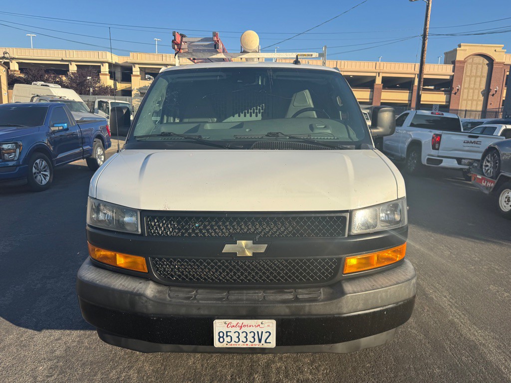 2019 Chevrolet Express Image 13