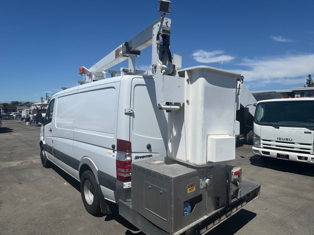 2013 Mercedes-Benz Sprinter Image 6