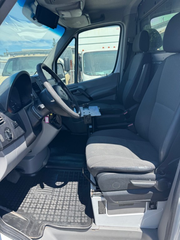 2013 Mercedes-Benz Sprinter Image 18