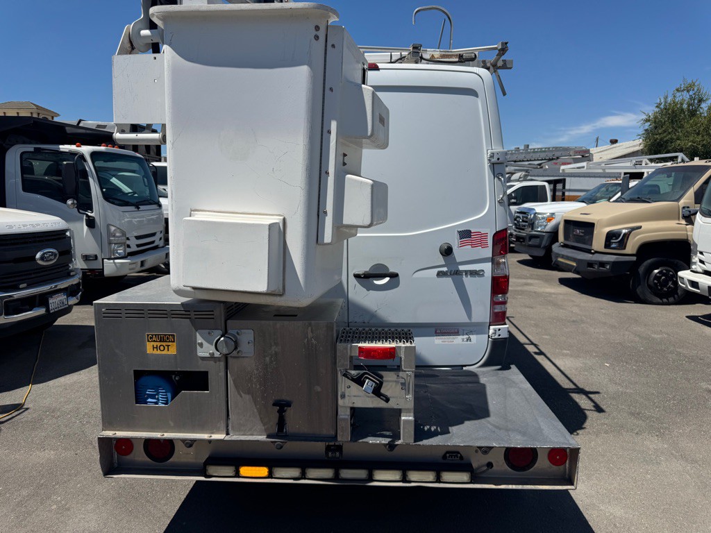 2013 Mercedes-Benz Sprinter Image 25