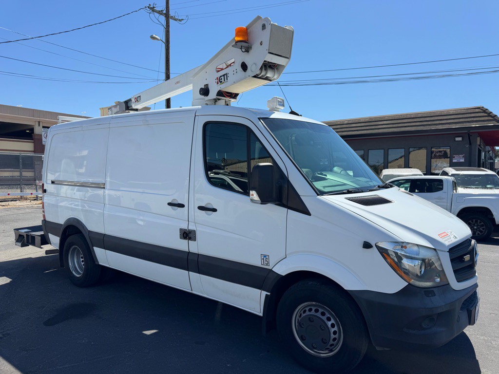 2017 Mercedes-Benz Sprinter Image 11