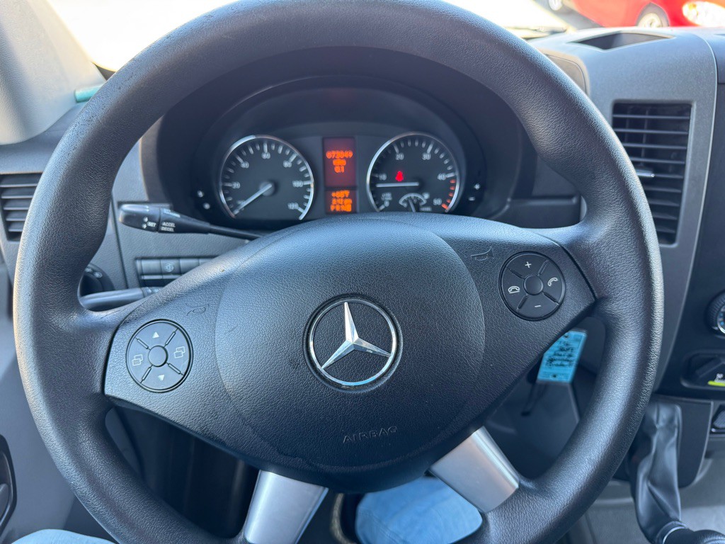 2017 Mercedes-Benz Sprinter Image 25