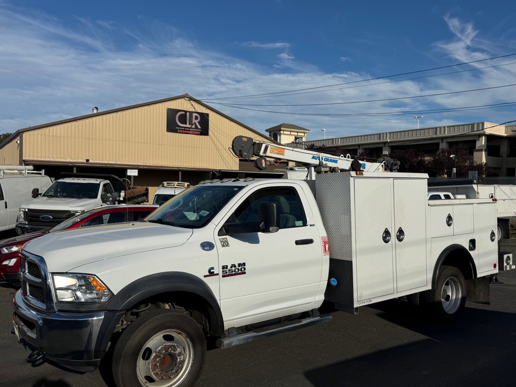 2016 RAM 5500 Image 2