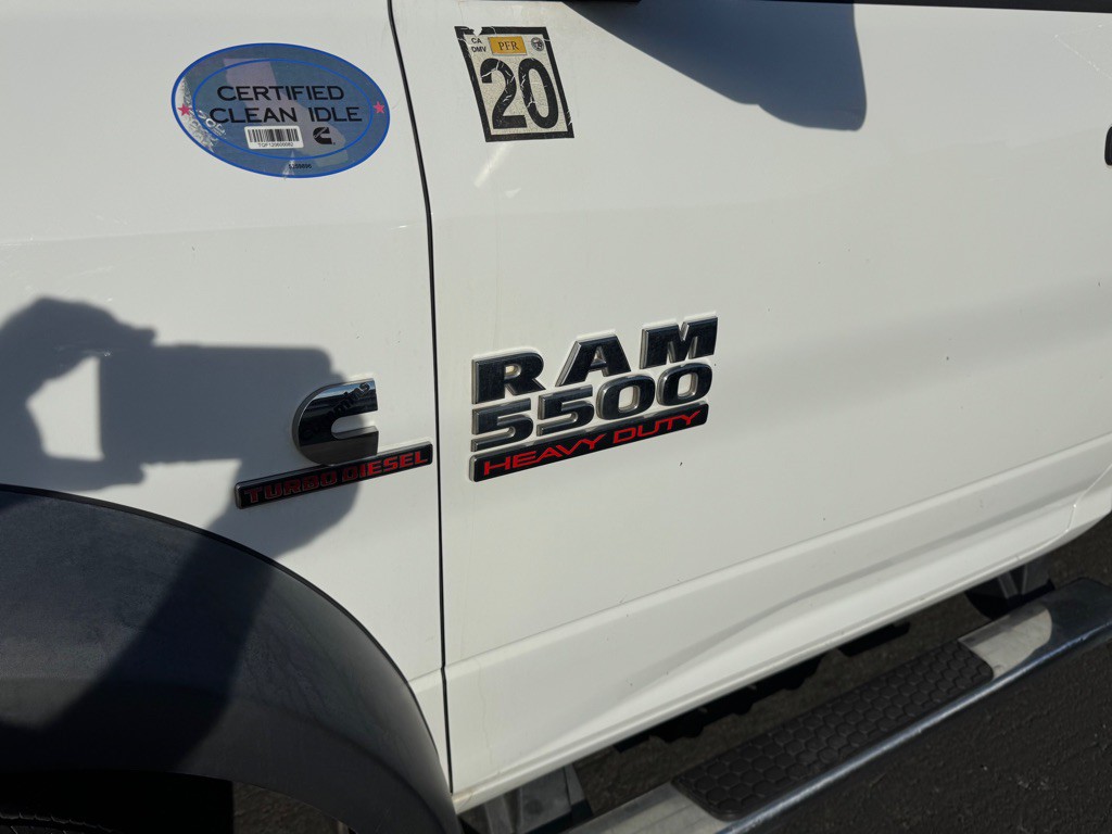 2016 RAM 5500 Image 3