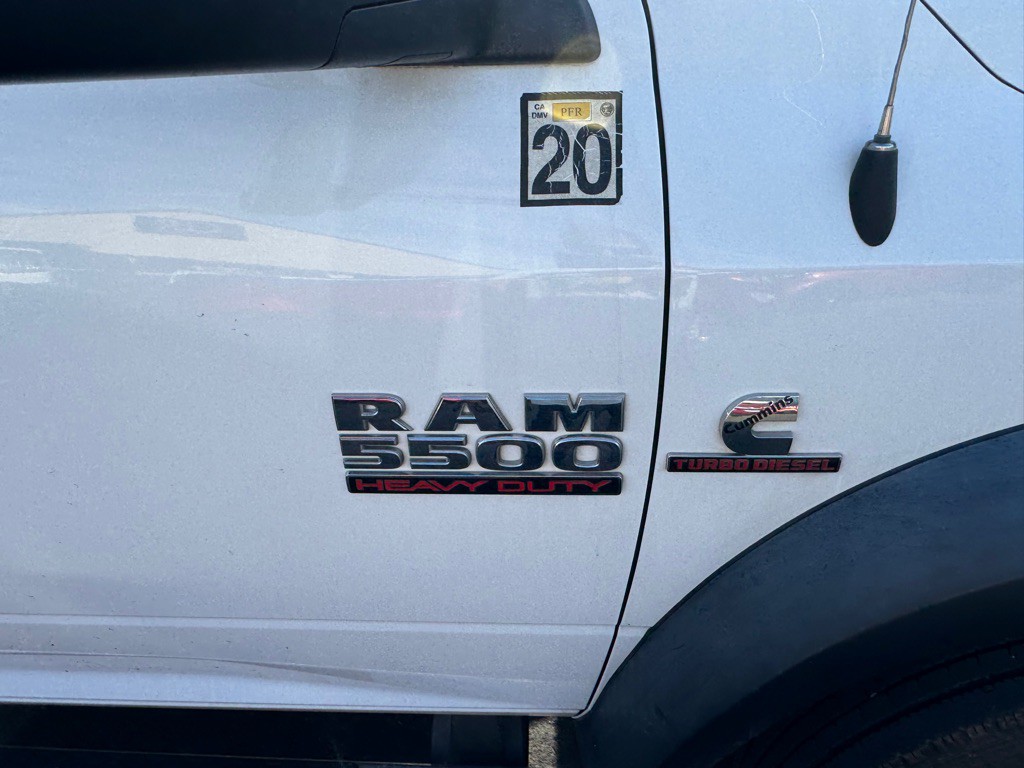 2016 RAM 5500 Image 20