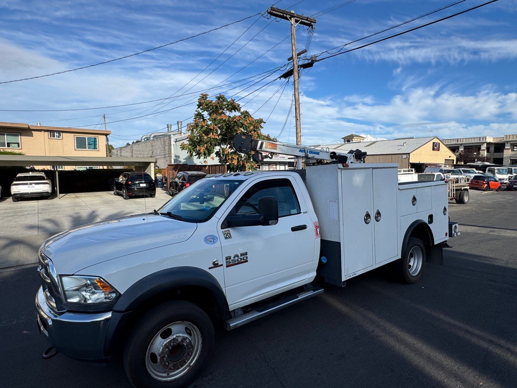 2016 RAM 5500 Image 34