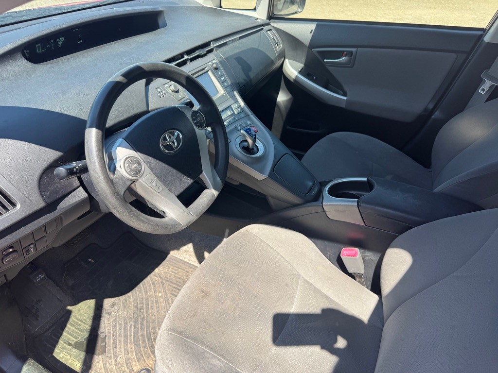 2013 Toyota Prius Image 5