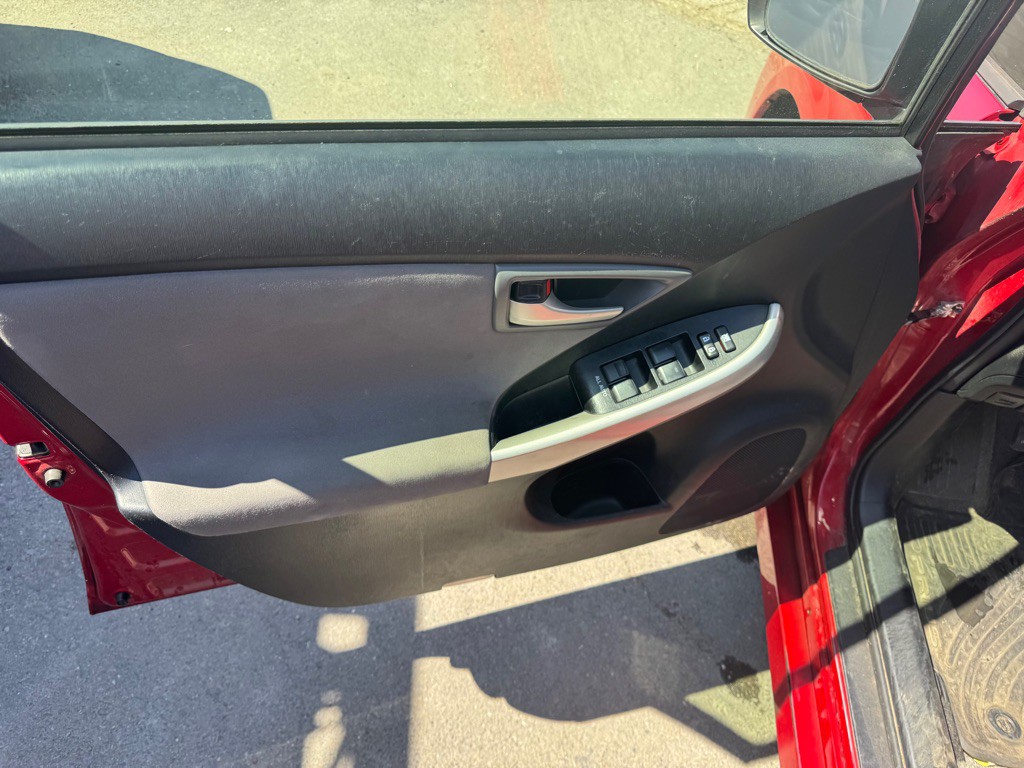 2013 Toyota Prius Image 6
