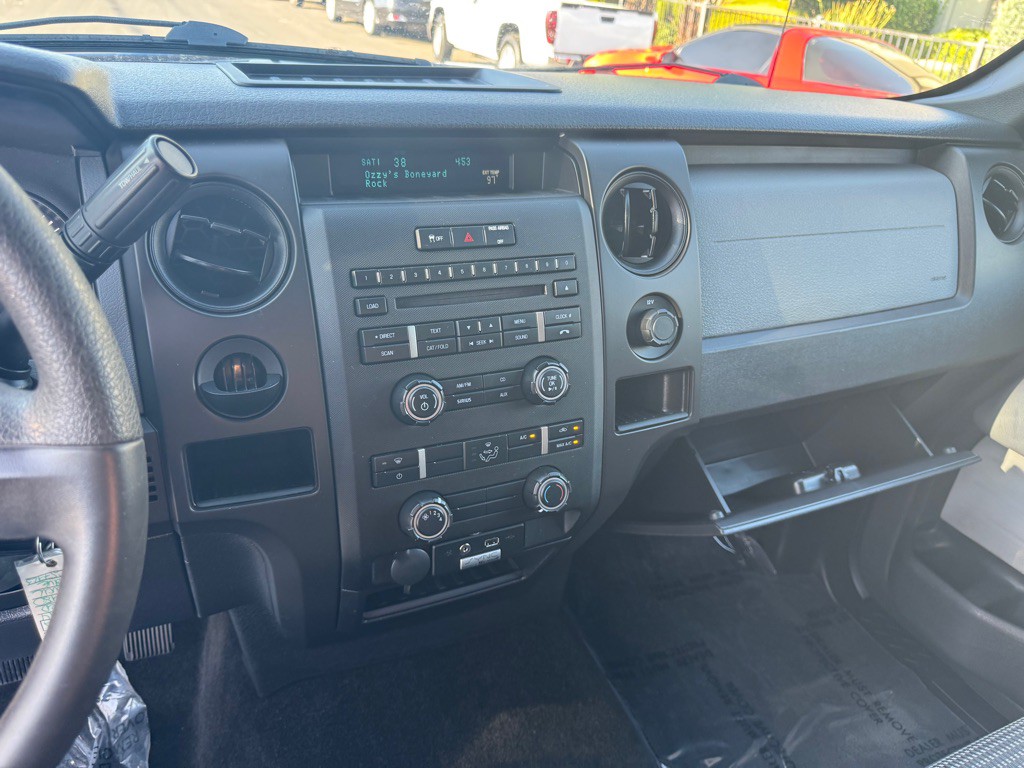 2014 Ford F-150 Image 20
