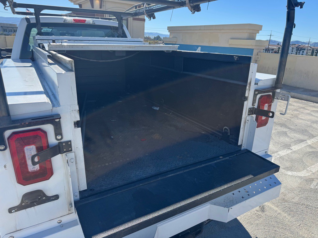 2018 Ford F-350 Image 8