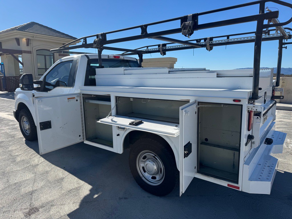 2018 Ford F-350 Image 10