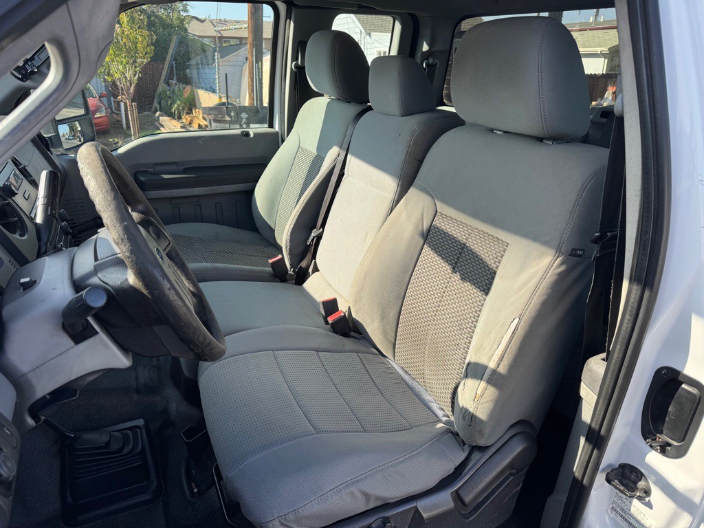 2015 Ford F-250 Image 8