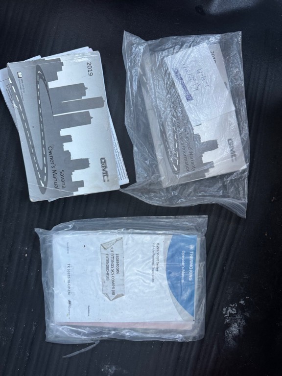 2019 GMC Savana Image 20