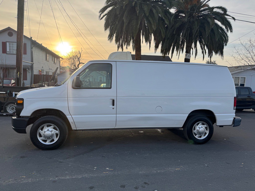 2012 Ford Econoline Image 3