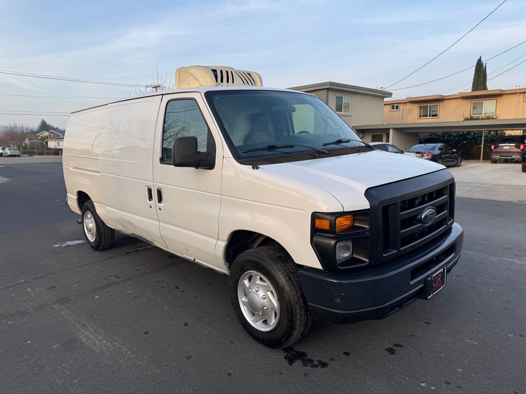 2012 Ford Econoline Image 11