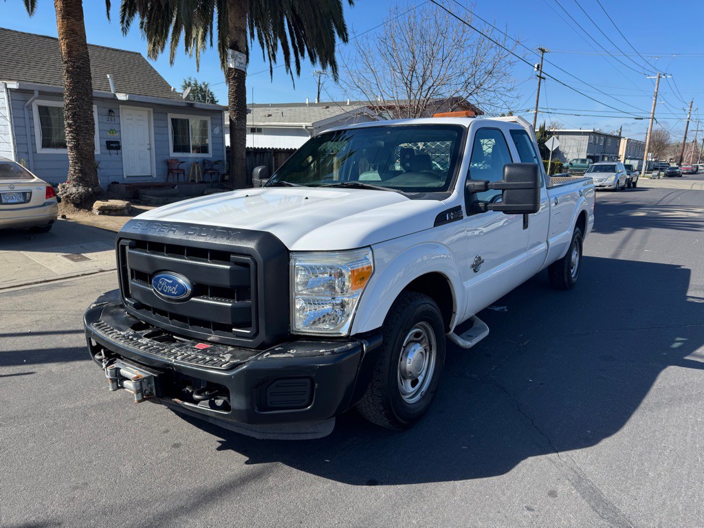 2015 Ford F-250 Image 1