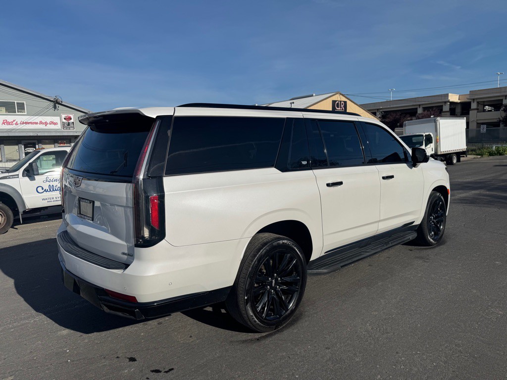 2021 Cadillac Escalade Image 7