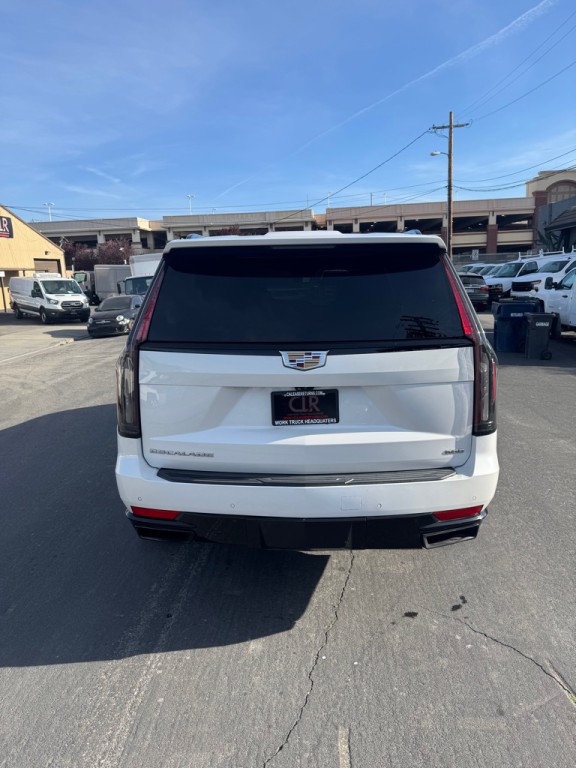 2021 Cadillac Escalade Image 9